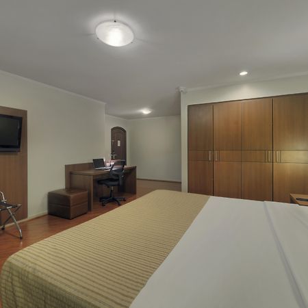 Hotel Deville Curitiba Luaran gambar