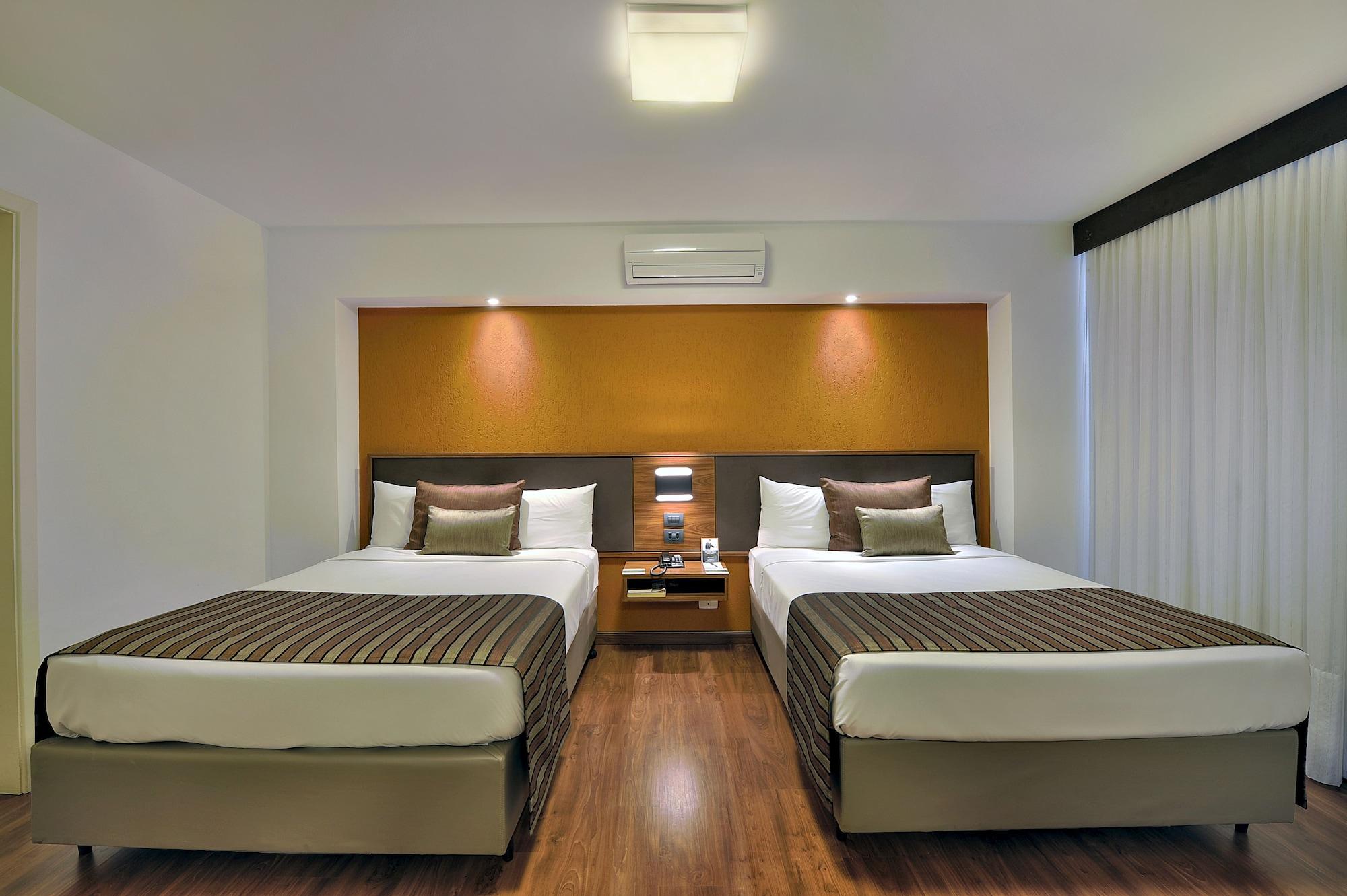 Hotel Deville Curitiba Luaran gambar
