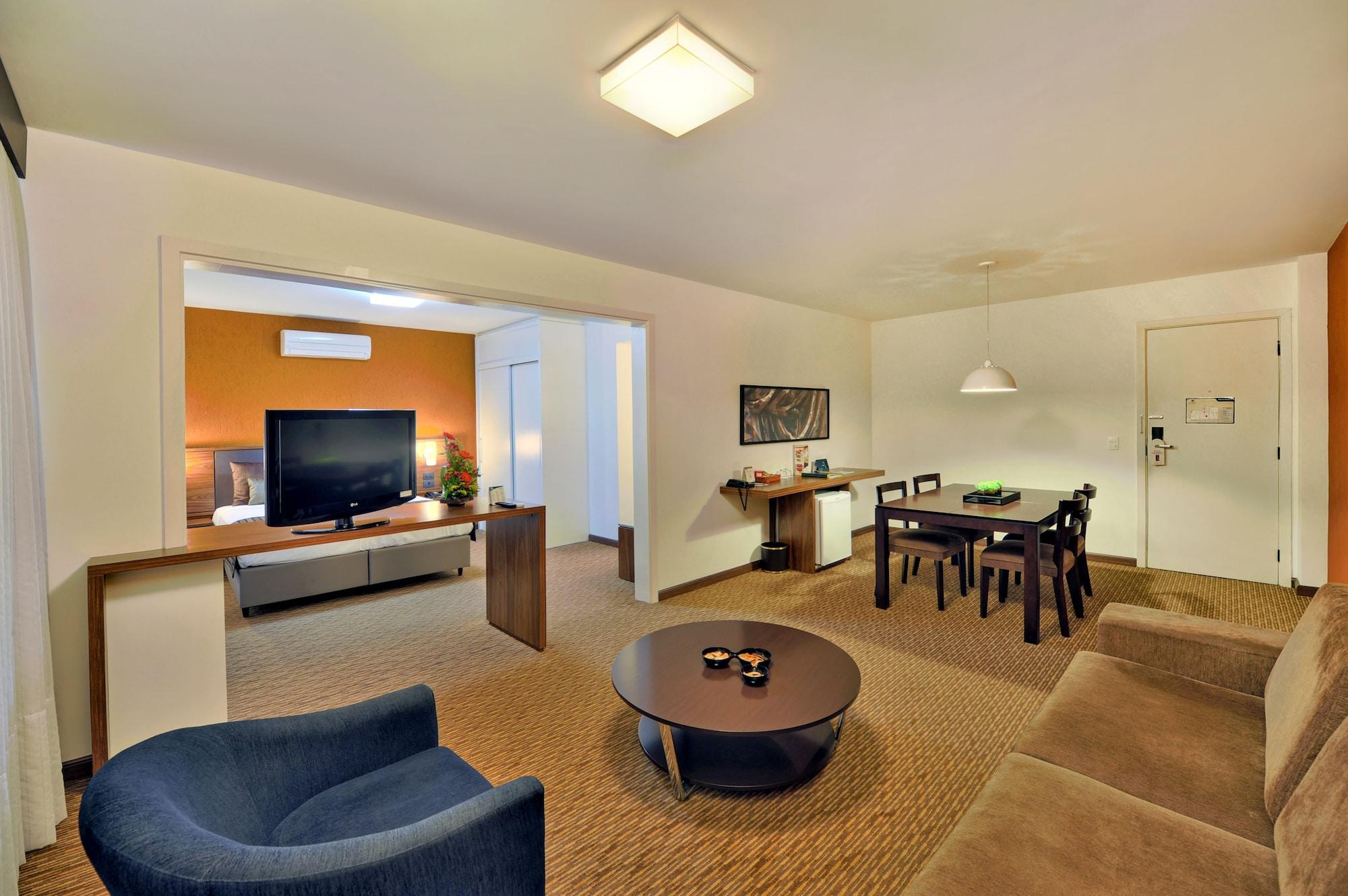Hotel Deville Curitiba Luaran gambar