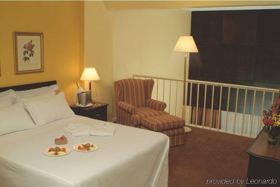 Hotel Deville Curitiba Bilik gambar