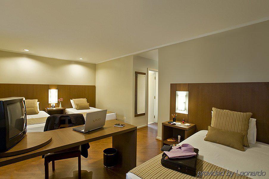 Hotel Deville Curitiba Bilik gambar