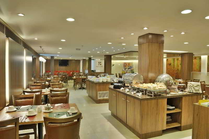 Hotel Deville Curitiba Luaran gambar